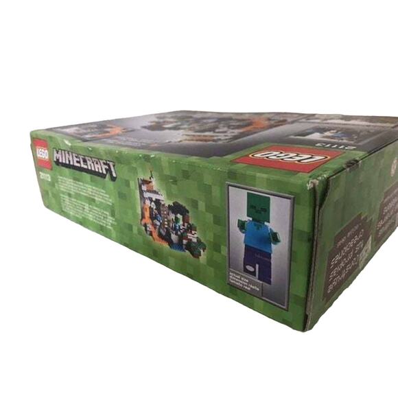 Lego Minecraft The Cave 21113 New in Damaged Box. Retired Set - Picture 7 of 9